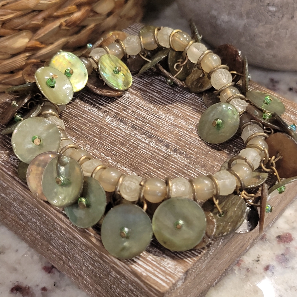 Green Shell and Bead Bracelet